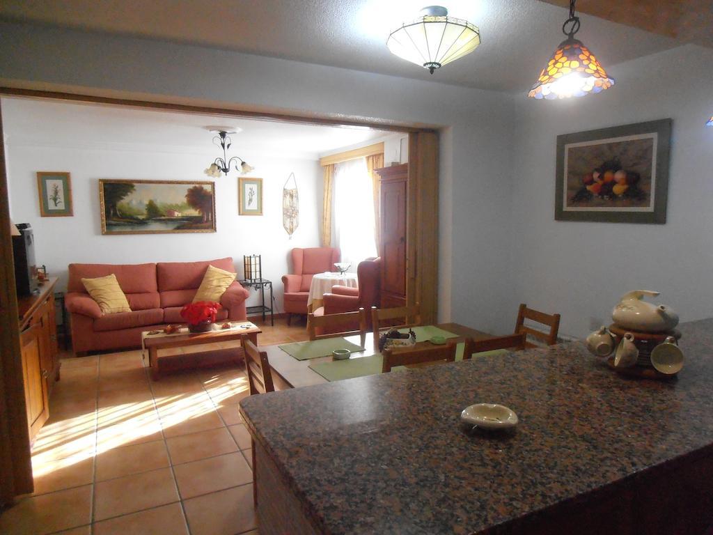 Alojamiento Rural Torre Hueca Hotel Pinos Puente Szoba fotó